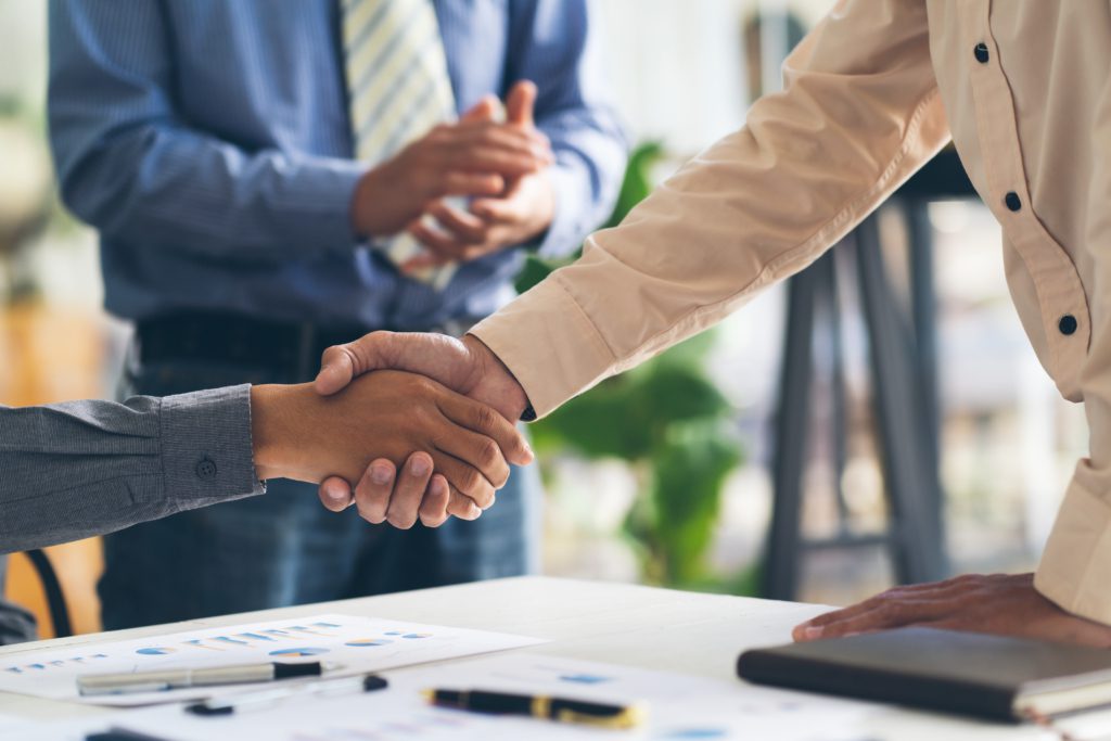 vecteezy real estate broker agent and customer shaking hands after 7359583