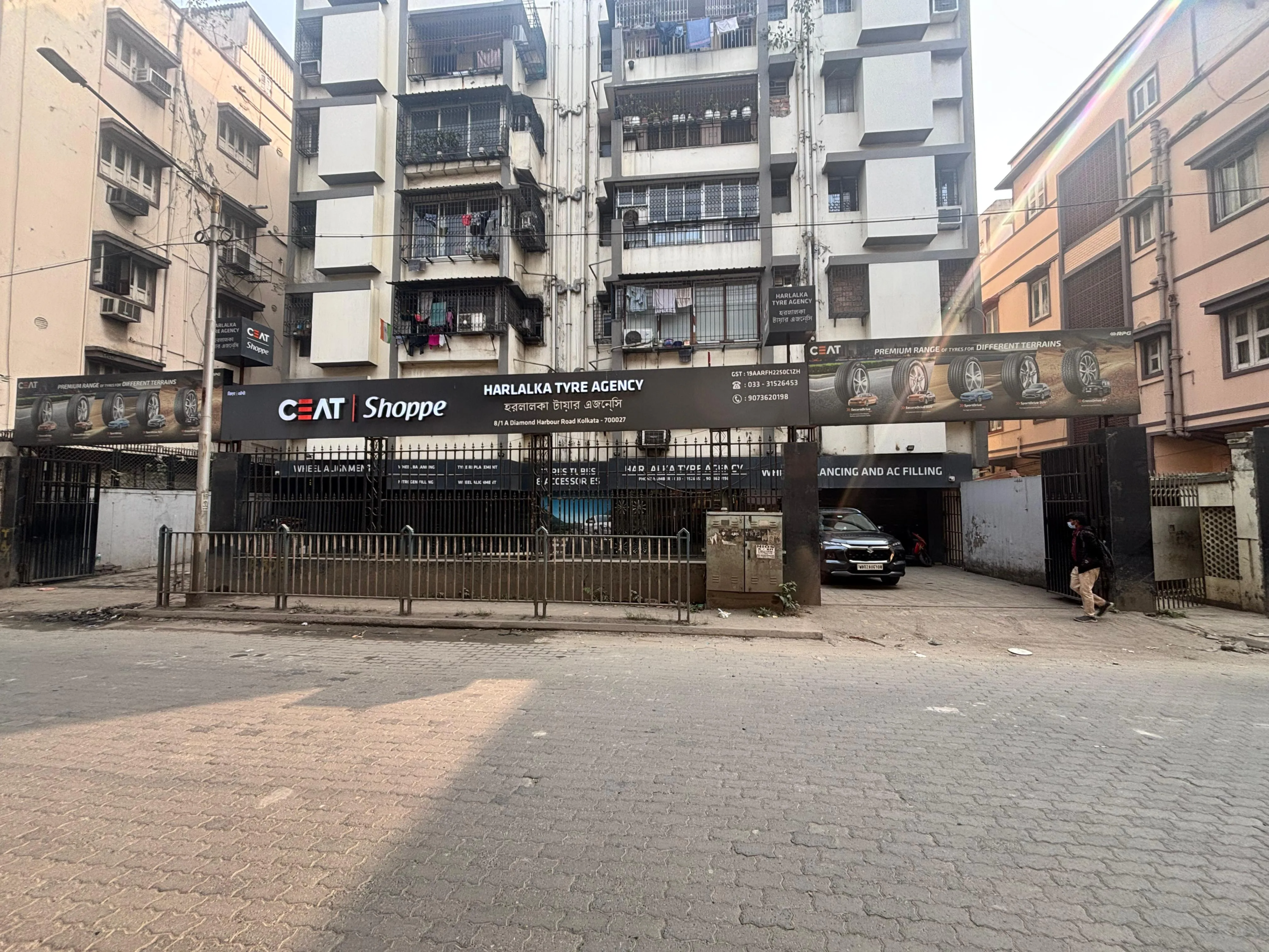 Premium Showroom for Rent in Alipore, Kolkata 1 Showroom for rent in Alipore